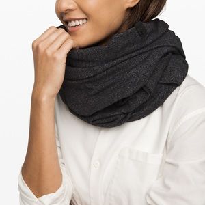 NWT 💕Lululemon Herringbone Vinyasa Scarf Wrap